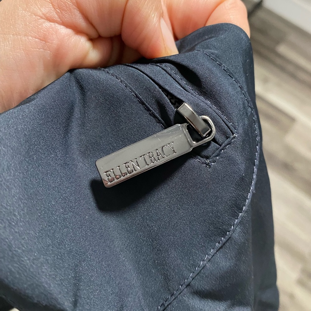 NWT ELLEN TRACY Women's City Rain Jacket with Hood Size Large Navy Blue NWT $150 - Picture 5 of 7